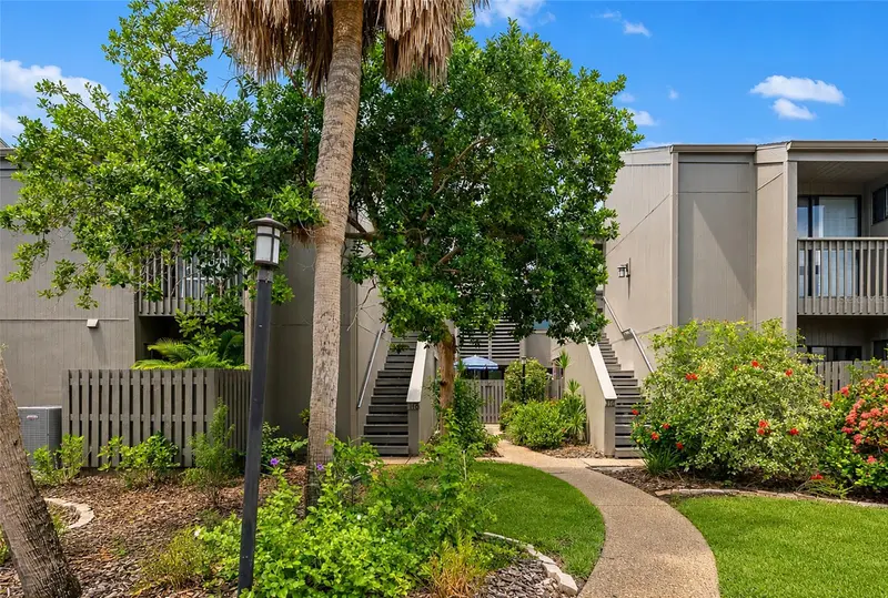 108 WOODLAND PLACE #108, OSPREY