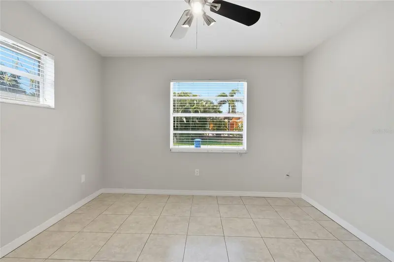 Thumbnail 30