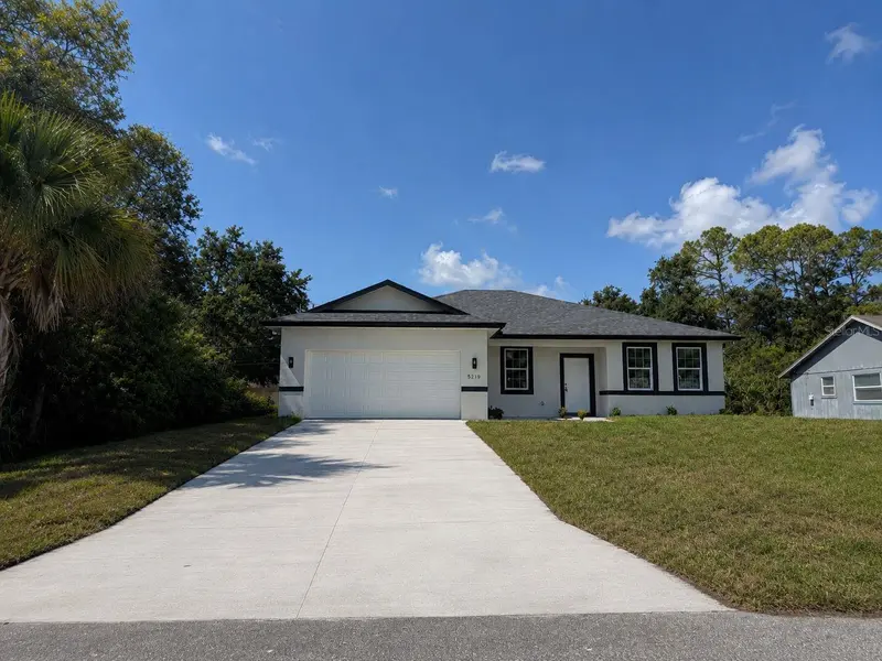 5219 SYLVANIA AVENUE, NORTH PORT