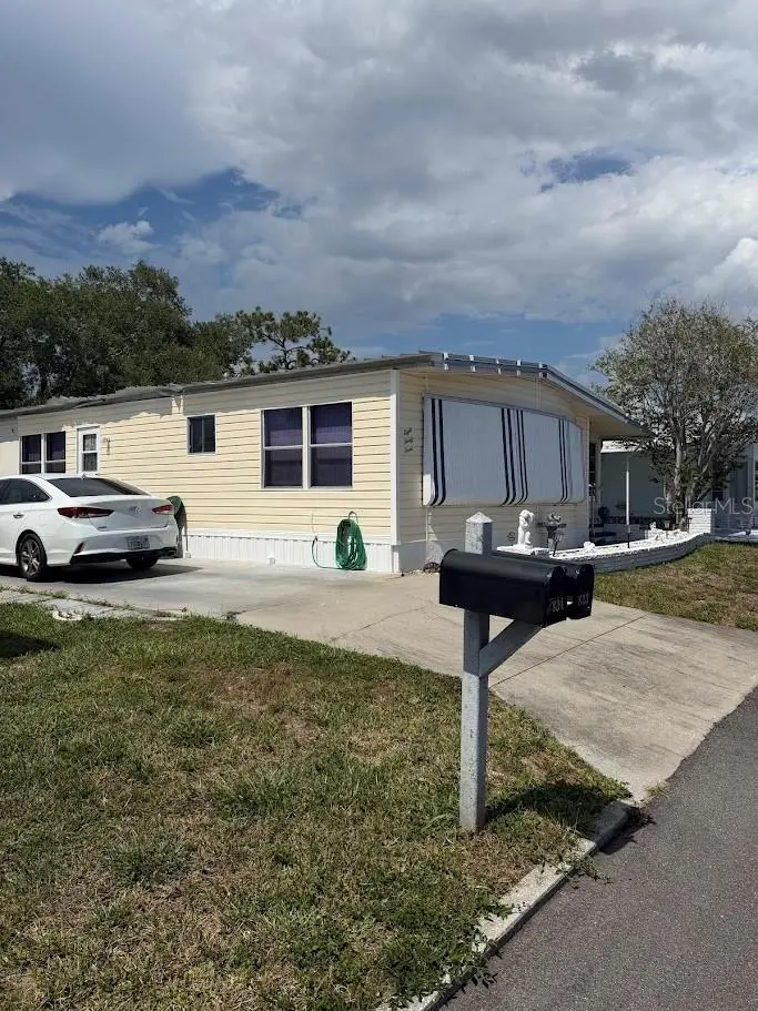 833 JOLANDA CIRCLE, VENICE