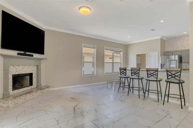 4327 MANFIELD DRIVE, VENICE, photo 5 of 65