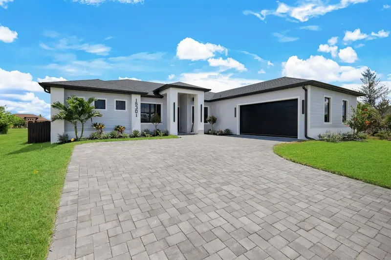 15301 ACORN CIRCLE, PORT CHARLOTTE
