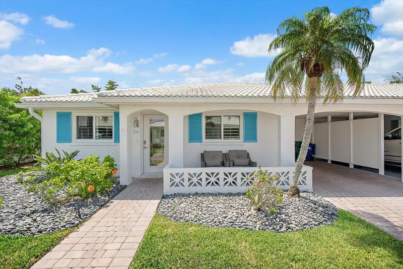 706 SPANISH DRIVE, LONGBOAT KEY