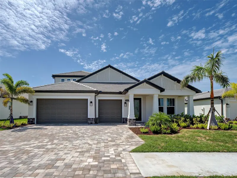 1684 LUGANO CIRCLE, NOKOMIS
