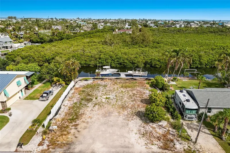 508 77TH STREET, BRADENTON BEACH