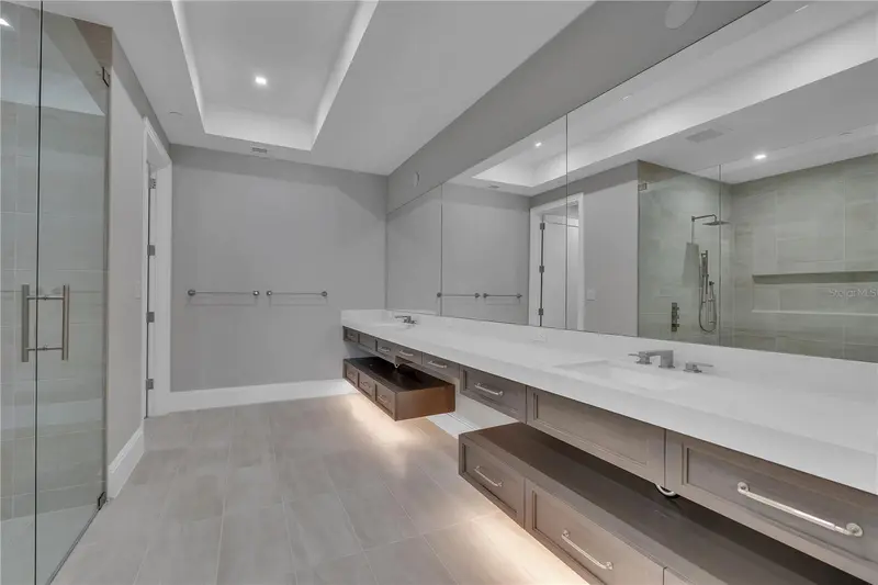 Thumbnail 23