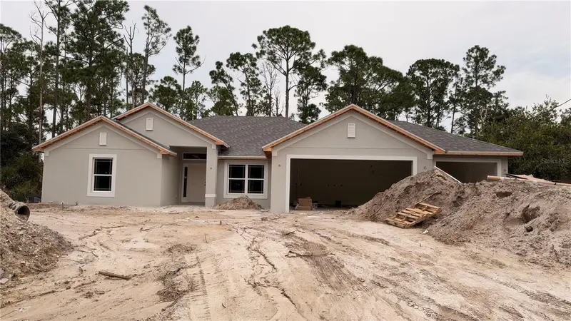 5806 GARAFOLA AVENUE, NORTH PORT