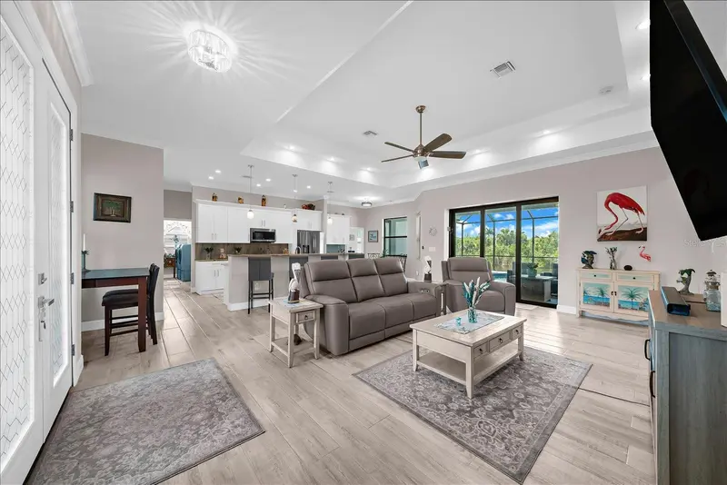 15504 HENNIPEN CIRCLE, PORT CHARLOTTE, photo 5 of 37
