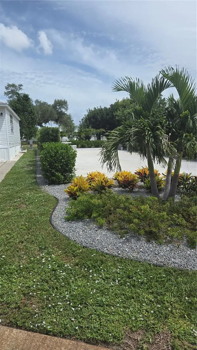 237 BAINBRIDGE DRIVE, NOKOMIS