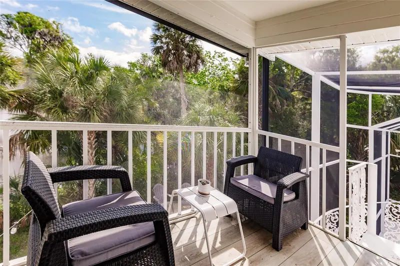 Thumbnail 38