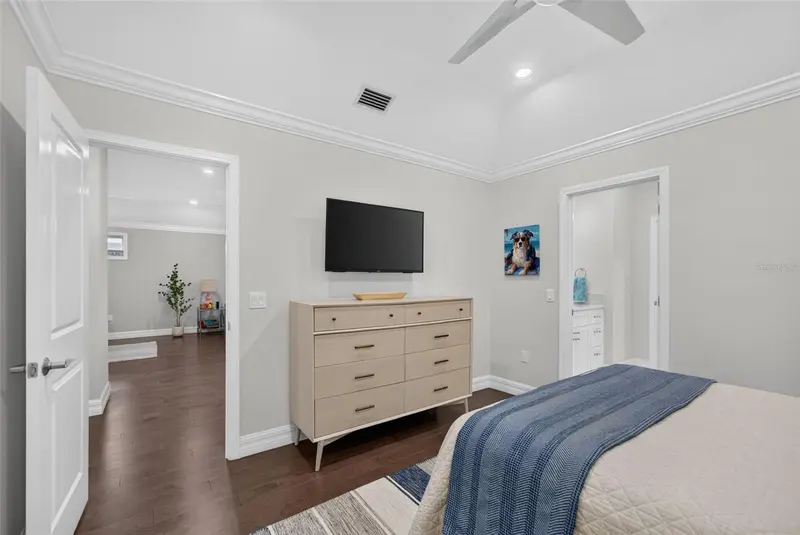 Thumbnail 35