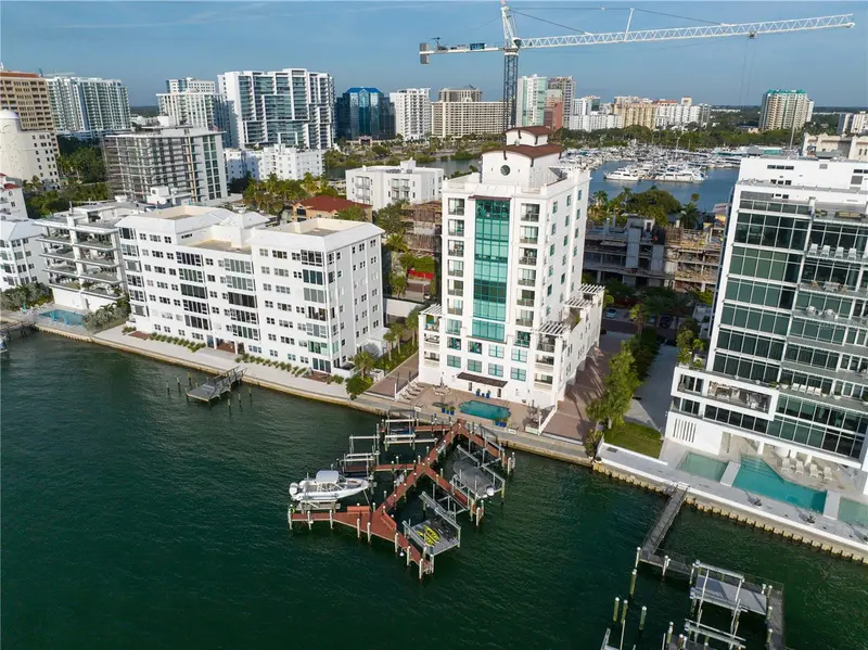 258 GOLDEN GATE POINT #701, SARASOTA