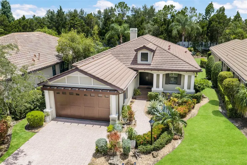 15308 HELMSDALE PLACE, LAKEWOOD RANCH, photo 2 of 83