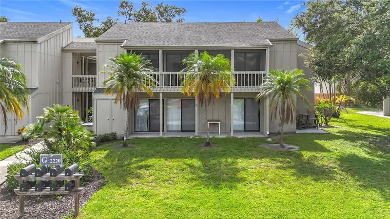 2220 BAHIA VISTA STREET #G5, SARASOTA