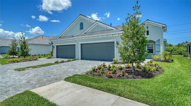 2357 BLUE MAHOE LANE, SARASOTA, photo 2 of 41