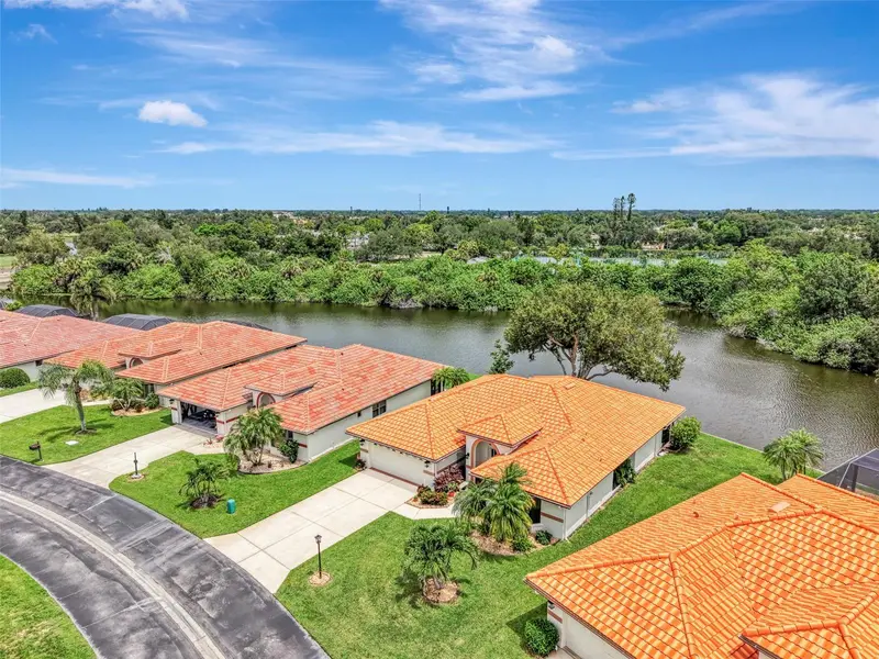 1934 COVE POINTE DRIVE, VENICE, photo 4 of 82