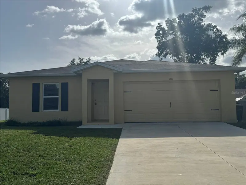 1271 MCDUFF STREET, NORTH PORT