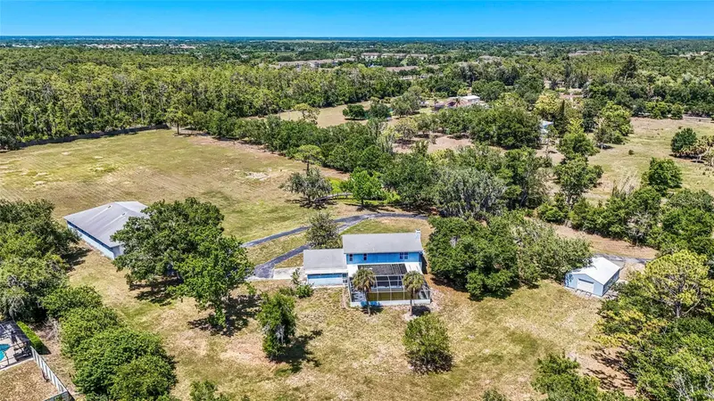 5650 CHURCHILL DOWNS ROAD, SARASOTA, photo 2 of 47