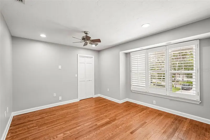 1675 LANDINGS LANE, SARASOTA, photo 4 of 64