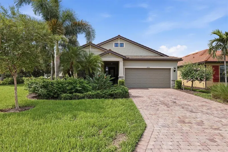 16932 PELHAM PLACE, LAKEWOOD RANCH