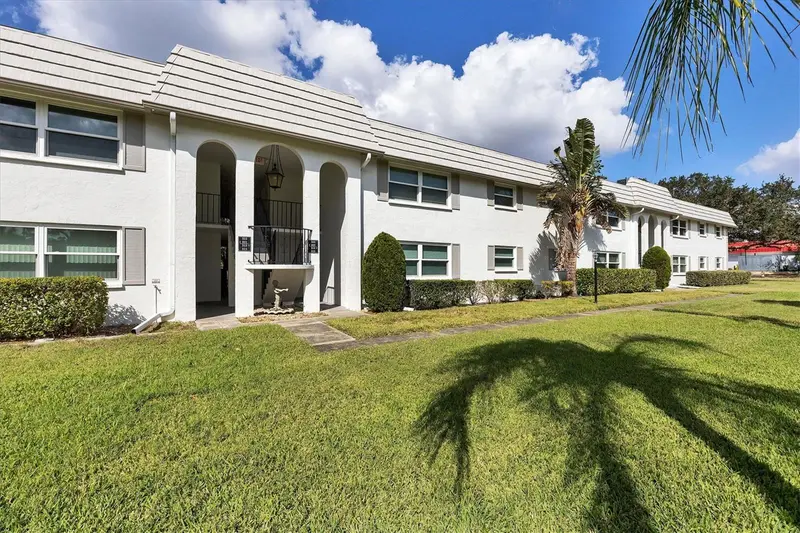 5800 HOLLYWOOD BOULEVARD #312, SARASOTA