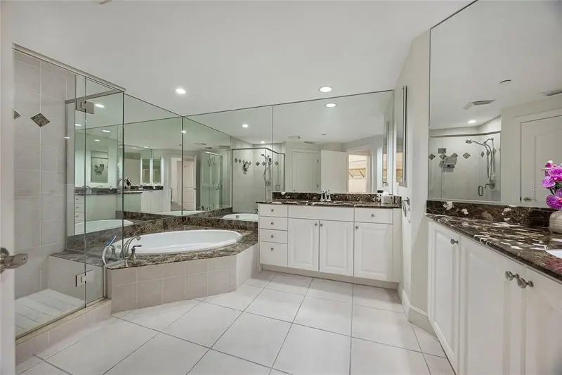 Thumbnail 23