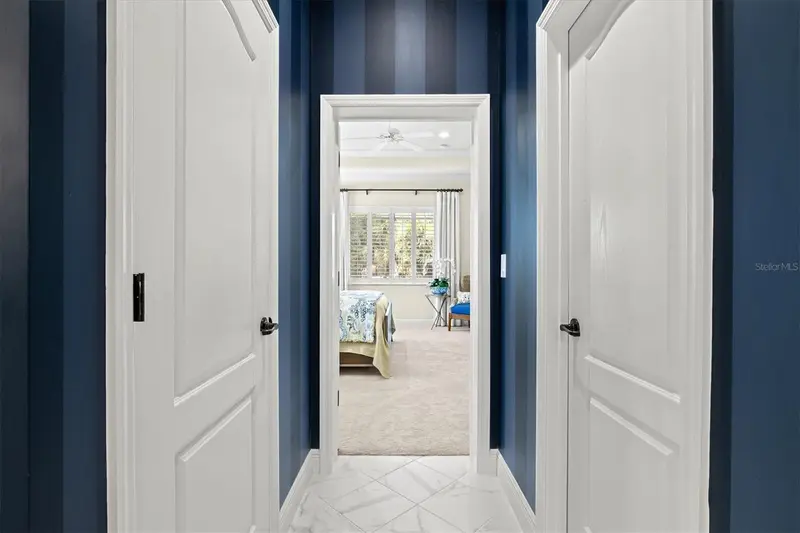 Thumbnail 38
