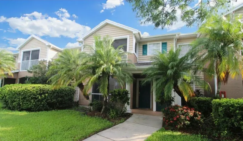 8905 MANOR LOOP #107, BRADENTON