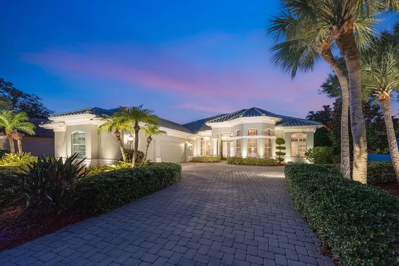 24 GRAND PALMS BOULEVARD, ENGLEWOOD