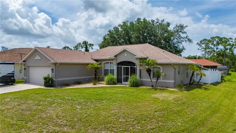 5615 MOJAVE AVENUE, NORTH PORT