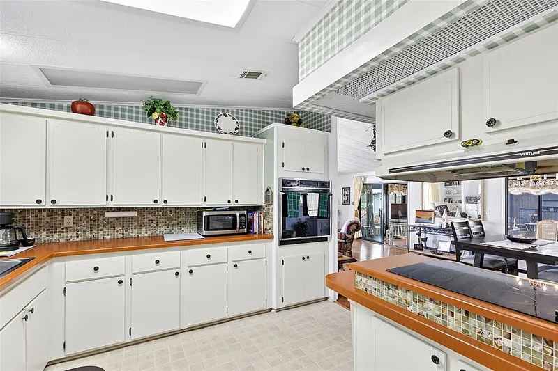 434 VILLA NUEVA CIRCLE, NORTH PORT, photo 5 of 64