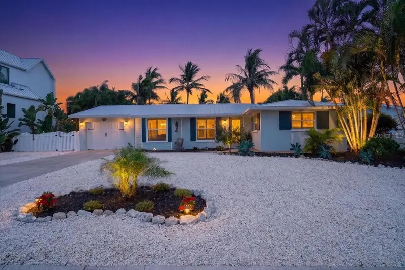 520 69TH STREET, HOLMES BEACH