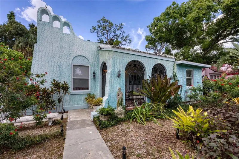 1370 13TH STREET, SARASOTA