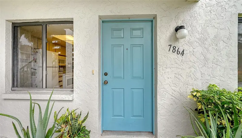 7864 EAGLE CREEK DRIVE #7864, SARASOTA, photo 2 of 17