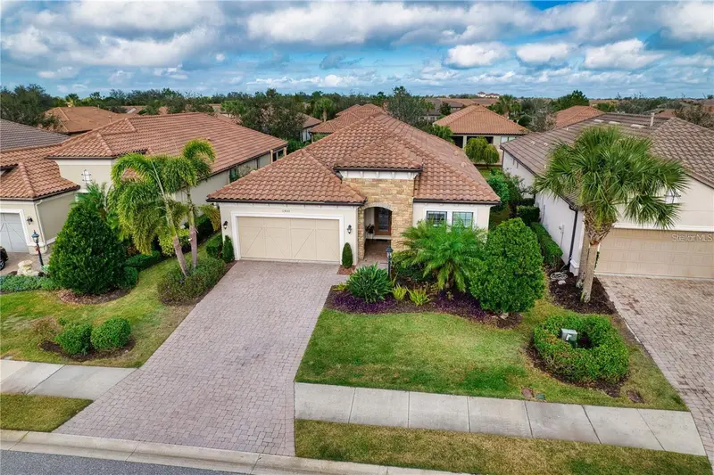 13031 PALERMO DRIVE, BRADENTON, photo 3 of 69