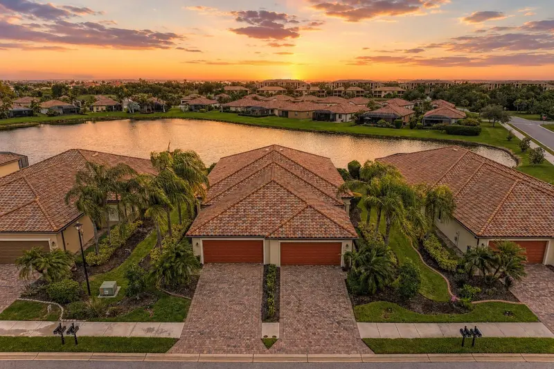 6623 CANDLESTICK DRIVE, BRADENTON, photo 4 of 75