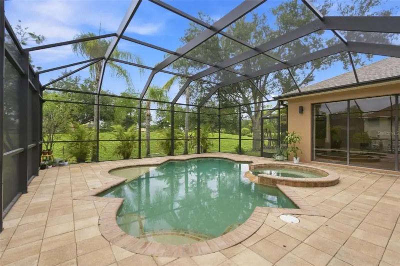 235 DAHLIA COURT, BRADENTON, photo 3 of 44