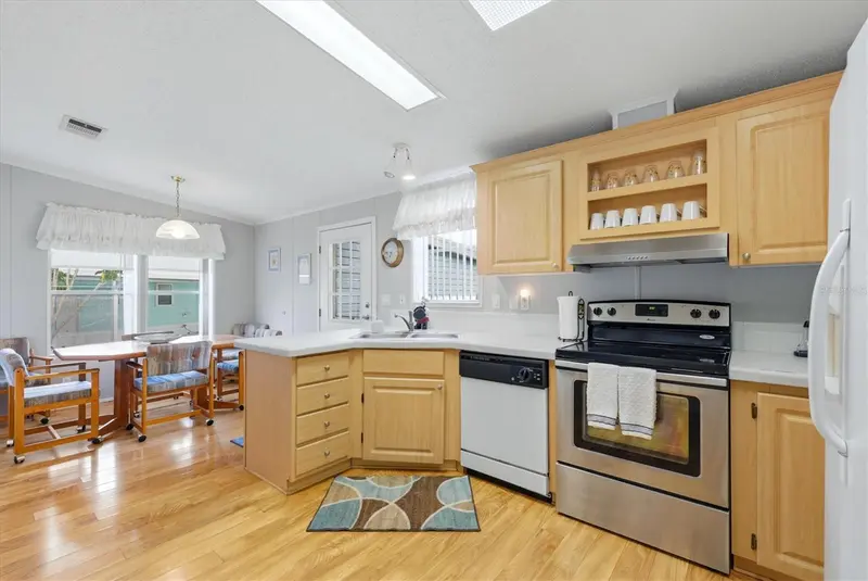 8479 GULL DRIVE, ENGLEWOOD, photo 3 of 45