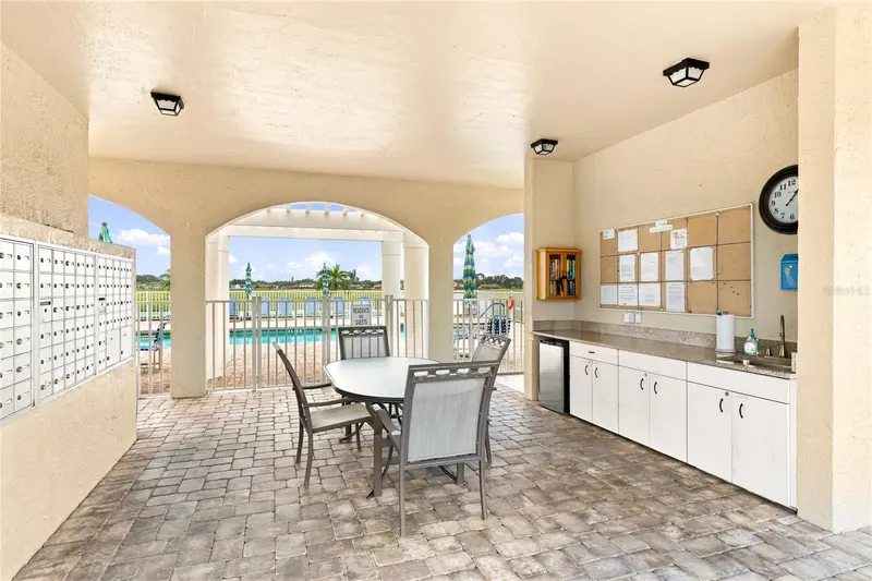 Thumbnail 33
