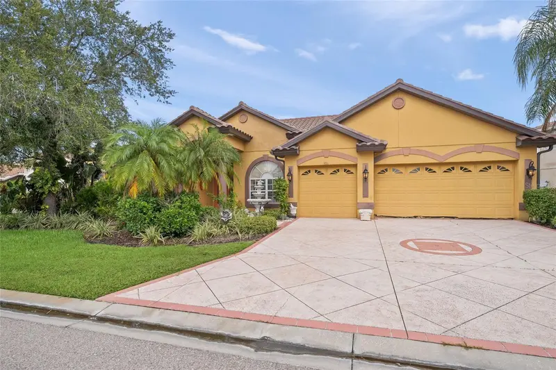 8214 BARTON FARMS BOULEVARD, SARASOTA, photo 2 of 57