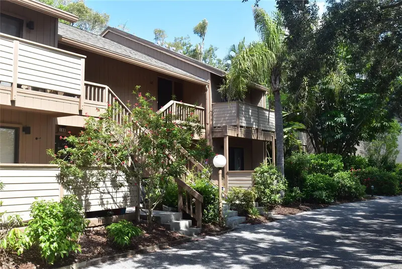 1687 BROOKHOUSE CIRCLE #BR221, SARASOTA