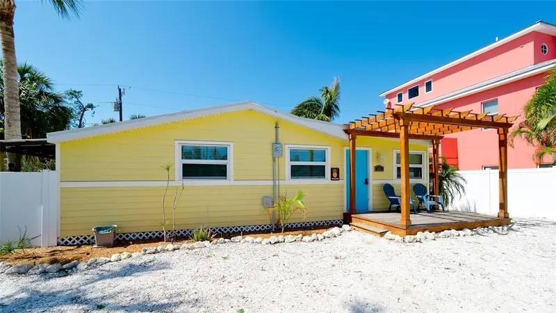 601 SAINT JUDES DRIVE, LONGBOAT KEY, photo 2 of 34