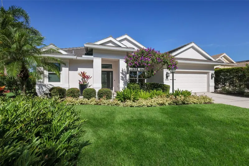 8435 SAILING LOOP, BRADENTON, photo 4 of 57