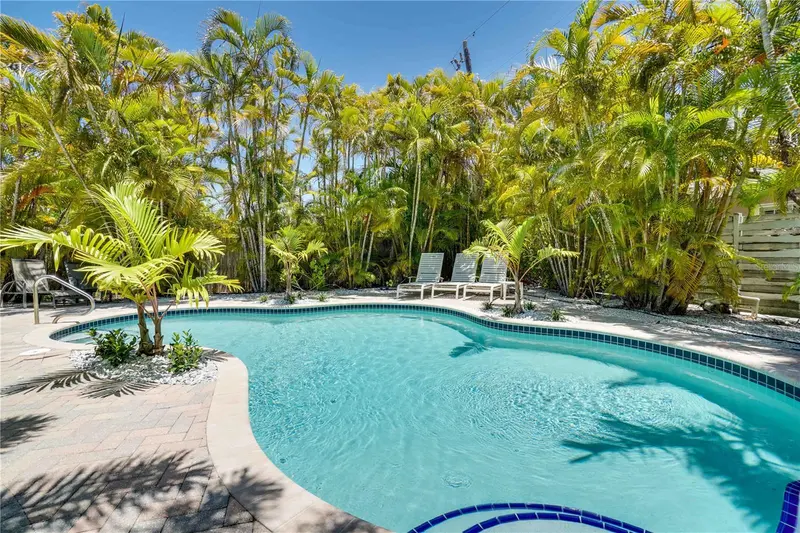 Thumbnail 39