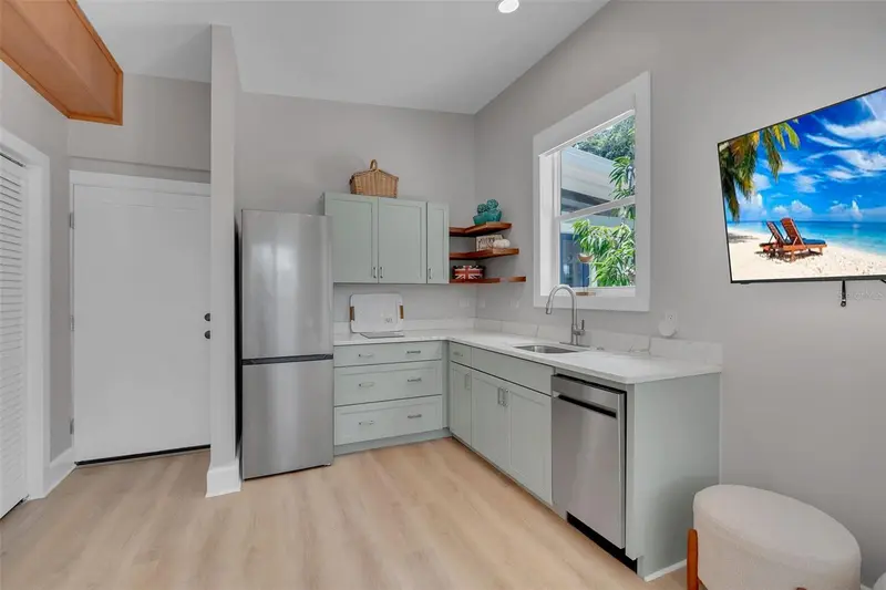 Thumbnail 62