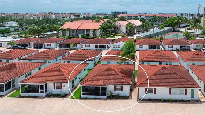 6154 MIDNIGHT PASS ROAD #B5, SARASOTA, photo 4 of 51