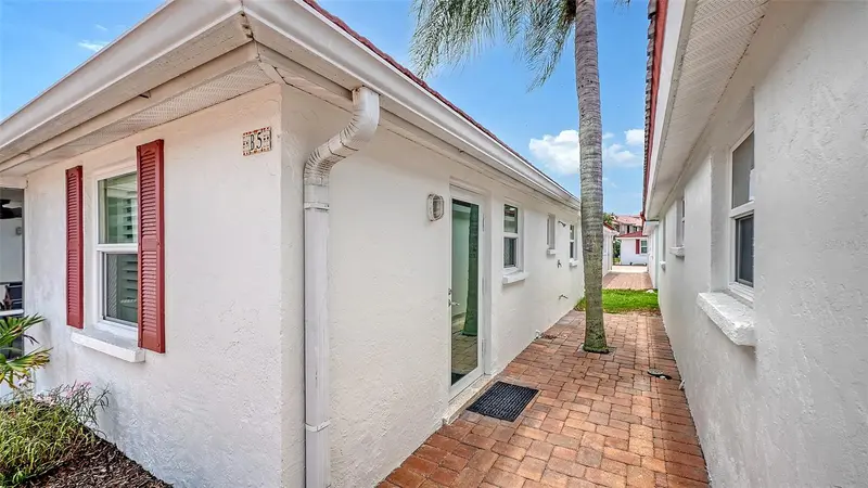 6154 MIDNIGHT PASS ROAD #B5, SARASOTA, photo 5 of 51