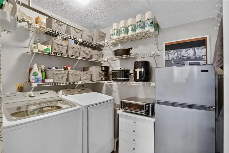 Thumbnail 24