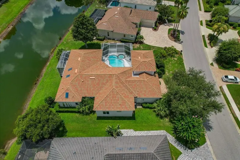 5221 88TH STREET, BRADENTON