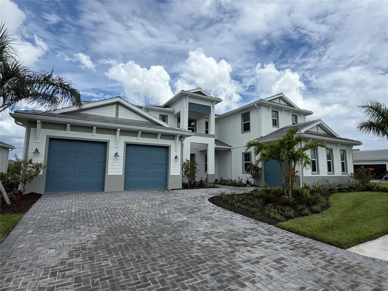 8041 NEVIS RUN, BRADENTON